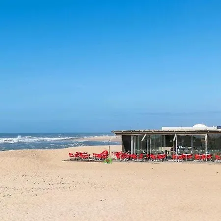 Marble House * ポボア・デ・バルジン